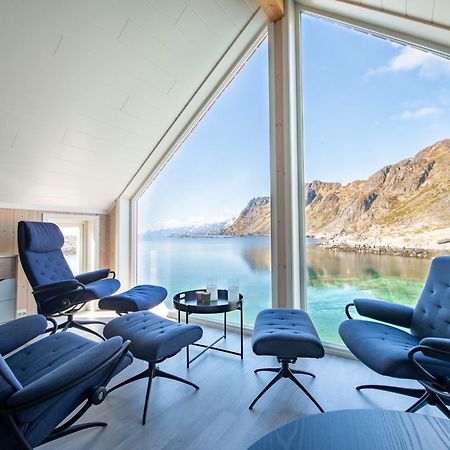 Lofoten Waterfront Luxury Lodge Баллстад Экстерьер фото